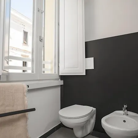Nautilus & Habitación en casa particular Olbia