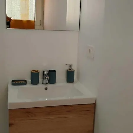 Nautilus & Quarto em Acomodações Particulares Olbia